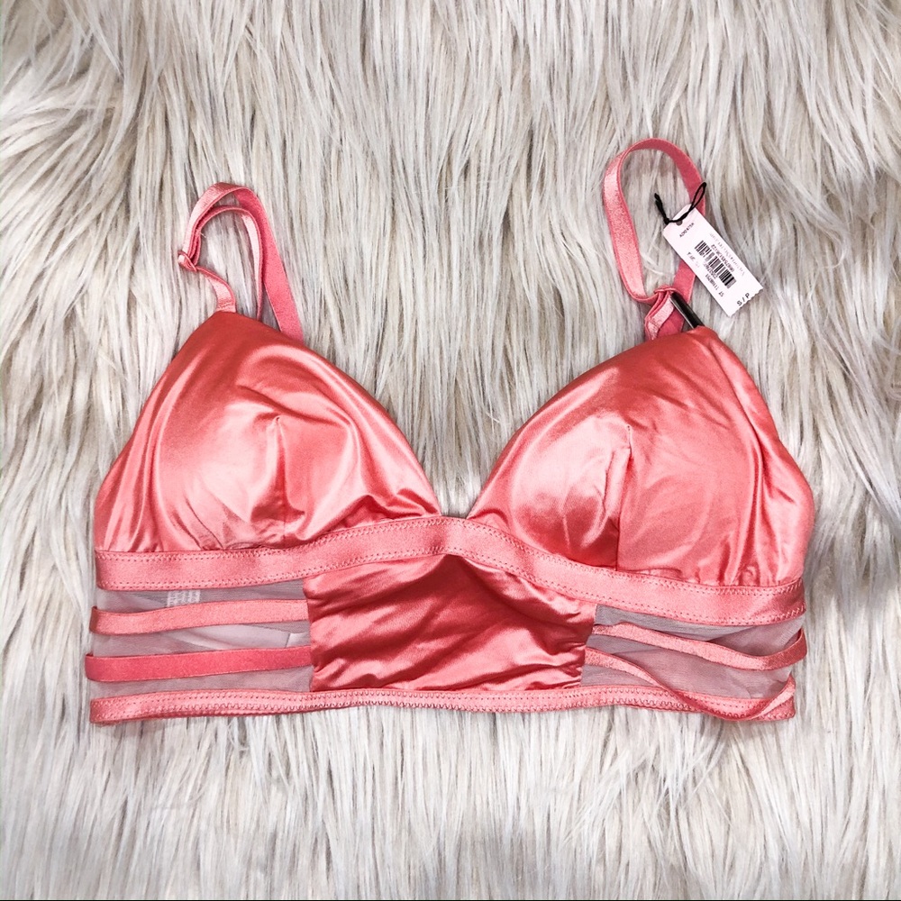 NWT VICTORIA’S SECRET BRALETTE